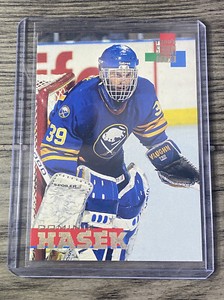 Dominik Hasek - 1994-95 Topps Stadium Club - #125 - Hockey Card