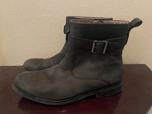 Pre-owned Mens Clarks Black Leather Zippered Boots Size 10 - Picture 1 of 5