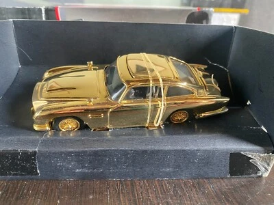 CORGI JAMES BOND 007 ASTON MARTIN DB5 GOLD 40° ANNIVERSARIO LIMITED EDITIONS - Immagine 1 di 4