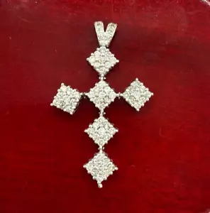 Ciondolo croce uomo in oro bianco massiccio 14 carati con diamanti tondi, 8,7 grammi, 1,7 pollici - Foto 1 di 9