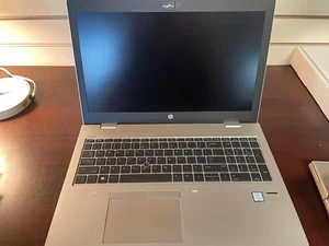 HP Probook 650 G4 15.6" - 256GB/8GB - i5 - Windows 11 Pro - Pre-Owned GreatCond. - Bild 1 von 6