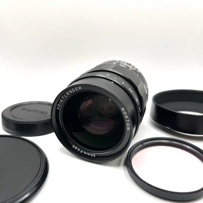 Lente Voigtlander NOKTON 25 mm f/0,95 micro cuatro tercios JAPÓN (con capucha y filtro) Foto 1 de 4