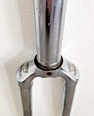 MERCIER CHROME FORK 700C ONE INCH THREADED 173 MM STEERER 794 GRAMS ISO THREADED - Image 1 of 4