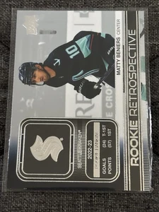 2023-24 Upper Deck Series 1 - Rookie Retrospective Matty Beniers #RR-11 - Picture 1 of 1