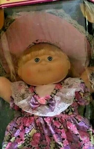 10th Anniversary Limited Edition  Cabbage Patch Kids Doll New Box - Picture 1 of 2