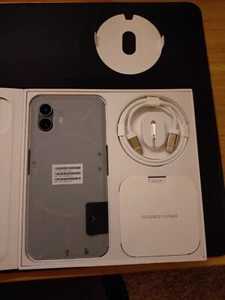Nothing Phone (2) - 256 GB Storage - 12GB RAM - Dark Gray (Unlocked) - Afbeelding 1 van 5