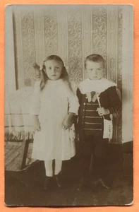 Deutschland Portrait Schwester & Bruder Echtfoto Postkarte um 1910 - Bild 1 von 3