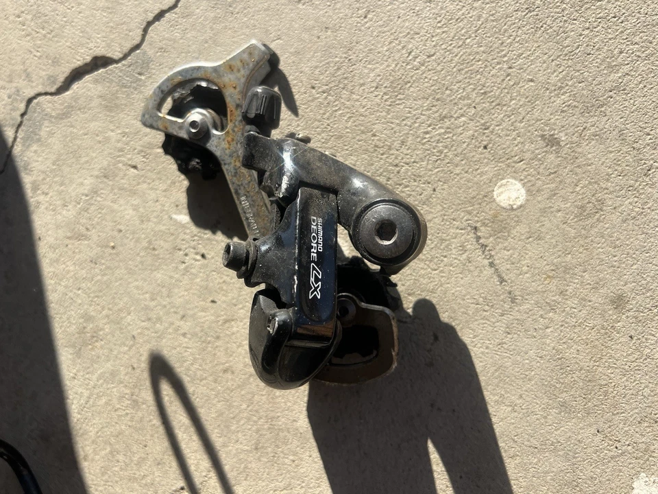 Vintage Shimano Deore LX RD-M560 Rear Derailleur MTB Mountain Bike Mech Black - Image 1 of 1