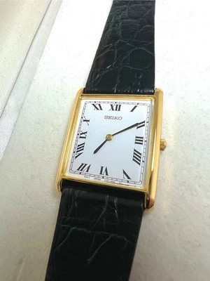 Seiko Tank Roman Numeral  Analog 25mm Watch v700-5K39 NEW - Image 1 of 4