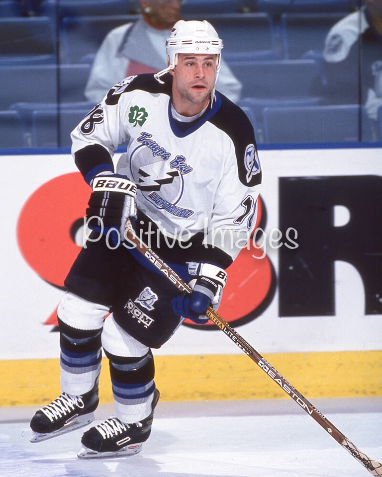 Color 8x10 photo of TB Lightning Daymond Langkow #1 (Vol. H) - Image 1 of 1