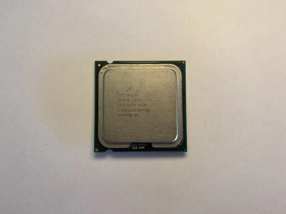 Intel Core 2 Duo E4300 - Doble núcleo - 1,8 GHz - Socket 775 - CPU de escritorio Allendale Foto 1 de 1