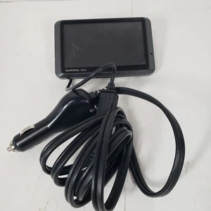 GARMIN Nuvi 205W CAN 310 Satellite Navigation Device w/ Car Power Cord - Picture 1 of 4