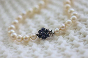 14k Sapphire Graduated Pearl Choker one thread necklace. Large Pearl Necklace. - Picture 1 of 8