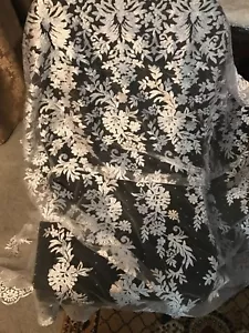 Silvery White Floral Design French Lace Fabric. Bridal Effect with Pearls 5yards - Picture 1 of 12