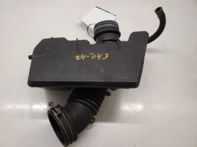 Toyota 4 Runner, Resonador Tubo Aire, Federal, 1999-2002, 3.4L, V6, 17893-62070 Foto 1 de 4