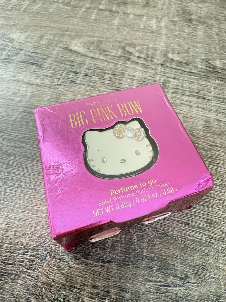 Nuevo Raro HELLO KITTY Perfume Sólido 0.68g Anillo Caja de Regalo Descatalogado Foto 1 de 4