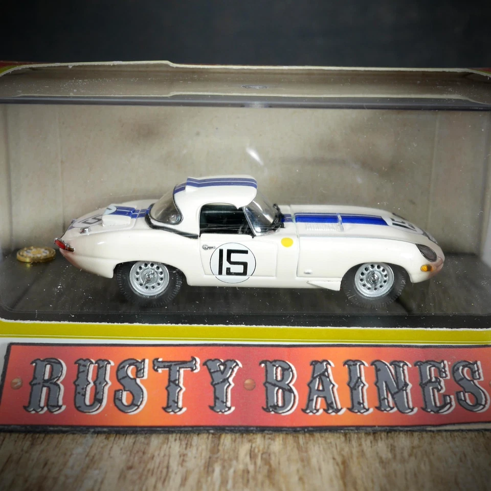 Kyosho Jaguar E-Type 1963 Le Mans Car, Cream #15, 1/43 Diecast Model, Boxed - Изображение 1 из 4