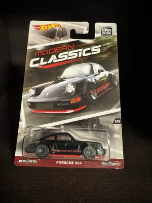 Hot Wheels 2017 Premium Car Culture Modern Classics Porsche 964 3/5 - Image 1 of 2