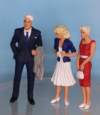 Preiser 45032 .1,  Spur G / Maßstab 1:22,5, Figurenset: Passanten - Bild 1 von 4