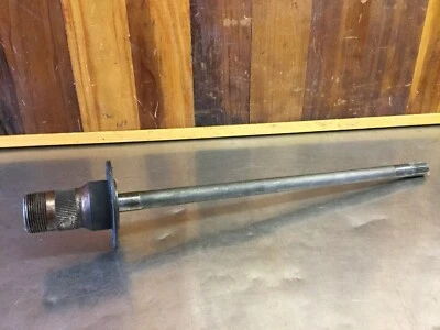 MG MGA MGB • Eje Banjo, Izquierdo. Rosca gruesa. 25 Spline. Usado.   MG4394 Foto 1 de 4