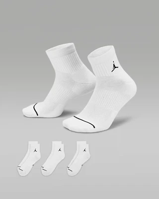 NUEVO CON ETIQUETAS Jordan Everyday Calcetines al Tobillo Dri Fit BLANCO 3 Pares DX9655-100 Talla Pequeña YTH Foto 1 de 4