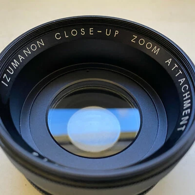 Izumanon Close-up Zoom Attachment Lens 55mm With Caps - Image 1 of 4