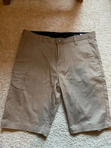 NWOT Volcom Shorts Men's 31 Flat Front Pin Striped Casual Outdoor Friggin Chino - Picture 1 of 7