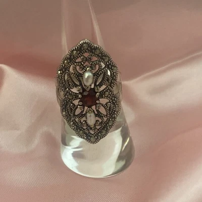 925 Sterling Silver Garnet & Pearl Elongated Victorian Ring Size 7 - Image 1 of 3