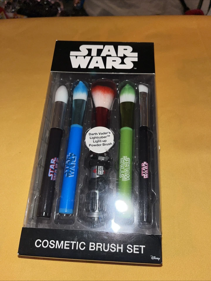 Star Wars Disney Cosmetic Brush Set of 5 Vader Lightsaber Light Up- NIB - Image 1 of 1