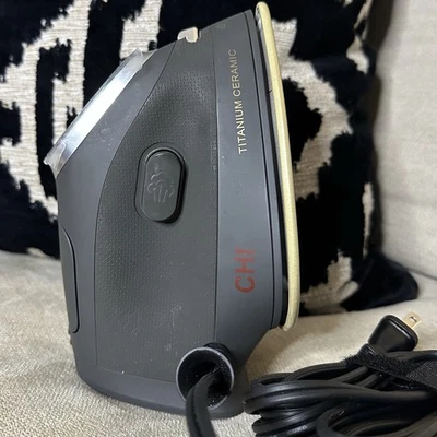 ¡NUEVO! CHI Mini Ropa de Viaje Plancha RÁFAGA DE VAPOR Placa Cerámica 1000W POTENTE💥 Foto 1 de 4