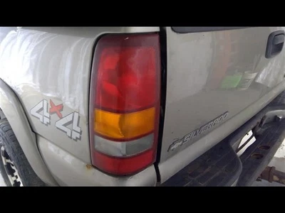 Driver Left Tail Light Wideside Fits 01-03 SIERRA 2500 PICKUP 6.6L Foto 1 de 4