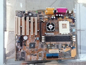 Mainboard ASUS Skt 462 (A), a7v266-e / Aa Rev.1.07, 5x PCI, 1x AGP, 2s/1p/ - Bild 1 von 6