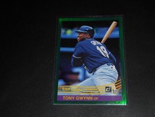 2018 Donruss 1984 Green Holo #258 TONY GWYNN SP card! PADRES! HOF!