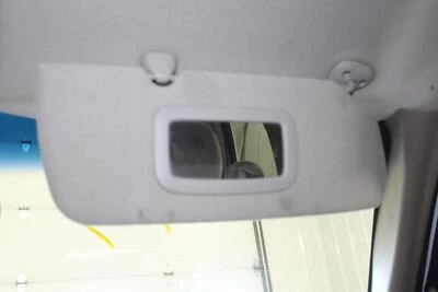 Б/у правый солнцезащитный козырек подходит: 2006 Chevrolet Silverado 1500 пикап классический стиль cr - Изображение 1 из 4