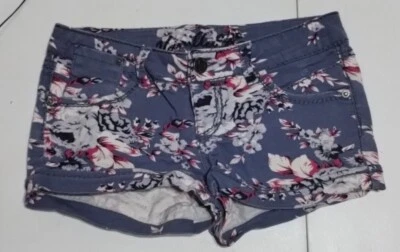 Vanilla Star Womens Jean Shorts Junior Size 5 Purple Floral Denim Cuffed  - Image 1 of 4