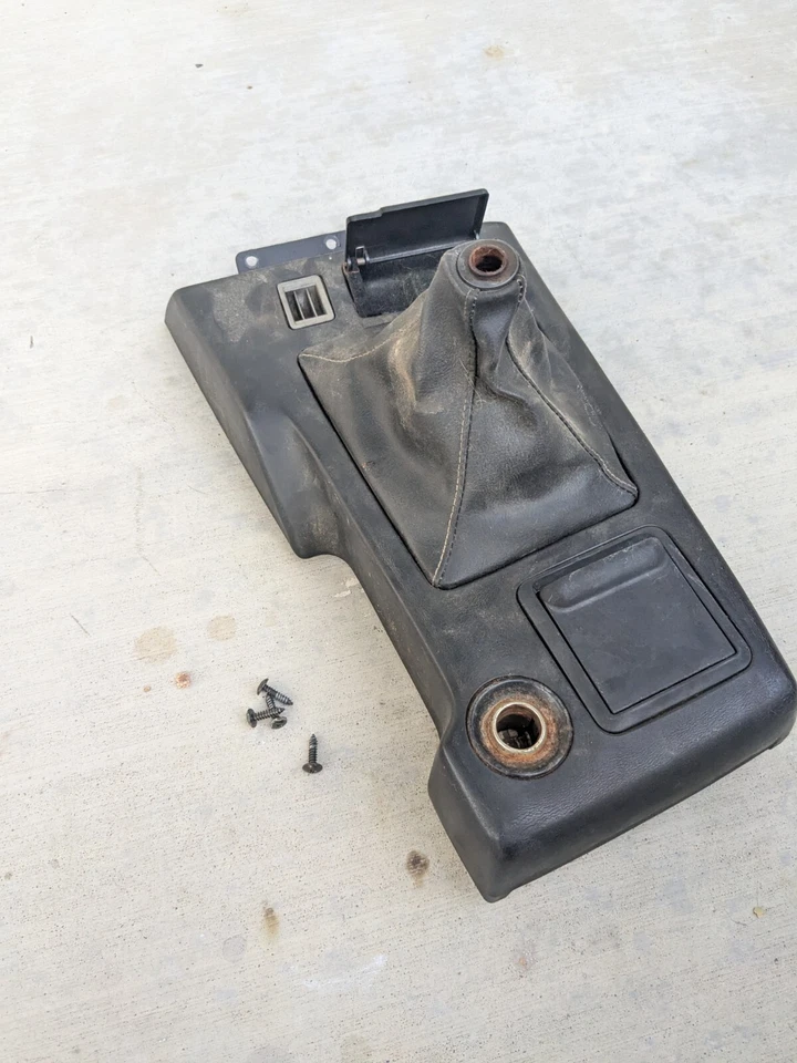 90-94 Mitsubishi Eclipse Eagle Talon Plymouth Laser Shifter Trim con maletero Foto 1 de 4