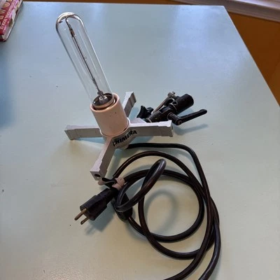 Chimera Speed Ring Mogul Socket 9830 w/ two 500 watt bulbs - Image 1 of 4