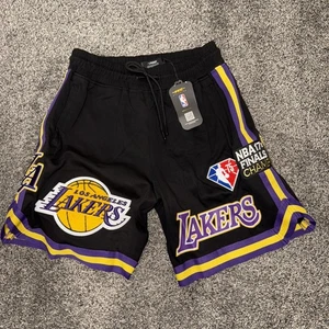 PRO STANDARD NBA LA Lakers Black Shorts 17x World Champions Patches Men’s Size L - Bild 1 von 13