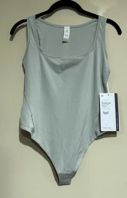 Nuevo con etiquetas Body Lululemon Medio Cuello Cuadrado Sin Mangas JDGR Gris Jade Verde $68 Foto 1 de 4
