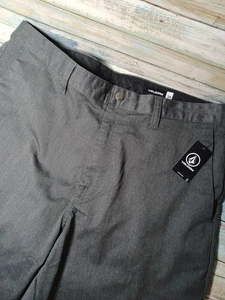 Volcom Vmonty Men's Stretch 22 Shorts Gray, Size 36 NWT - Picture 1 of 6