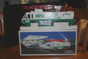 1994 Hess Emergemcy Truck-New in Box - Picture 1 of 7