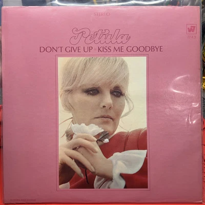 Petula Clark - Petula (1968) LP, WS 1743, INCLUDES LARGE POSTER - Image 1 of 4