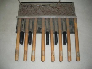 ORGAN PARTS: One Octave 13 Note Bass Pedalboard ~ possible MIDI project - Picture 1 of 3