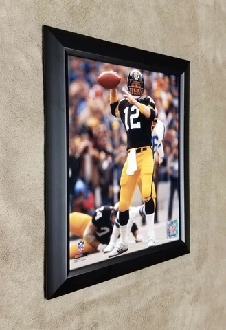 Pittsburgh Steelers Terry Bradshaw Throw Action Black Jersey 8x10 Framed Photo Cover