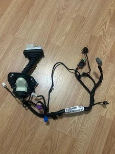 Jeep Grand Cherokee 2014-2015 arnés de cableado de puerta delantera izquierda OEM 68136752AF - Imagen 1 de 8