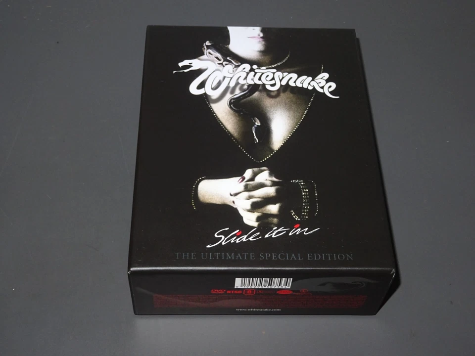 WHITESNAKE - SLIDE IT IN (ULTIMATE) / 6-CD & 1-DVD-BOX-SET 2019 (MINT-) - Bild 1 von 3