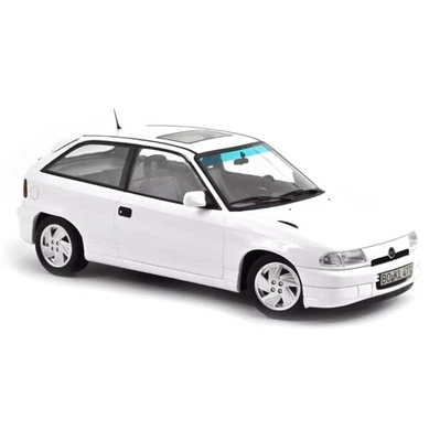1:18 Norev NV183673 Opel Astra GSi Casablanca White 1991 - Image 1 of 2