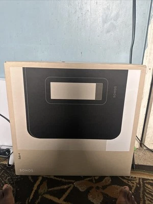 Altavoz de teatro Sonos Sub 4 Foto 1 de 4