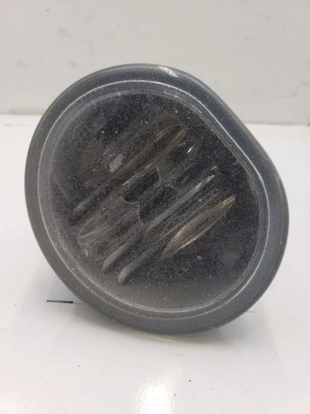 Driver Corner/Park Light Fog-driving Bumper Mounted Fits 03-08 VIBE 756502 - Image 1 of 4