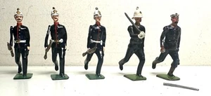 BRITAINS : COLLECTION OF 5 VINTAGE PRE WAR HOLLOW CAST ROYAL MARINES 1 DAMAGED - Picture 1 of 4